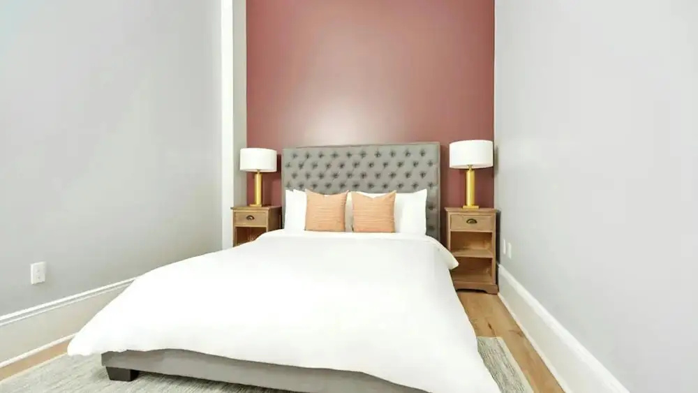 Sleeps 26 Entire Floor, Steps to French Quarter The Harlequin by Avantstay