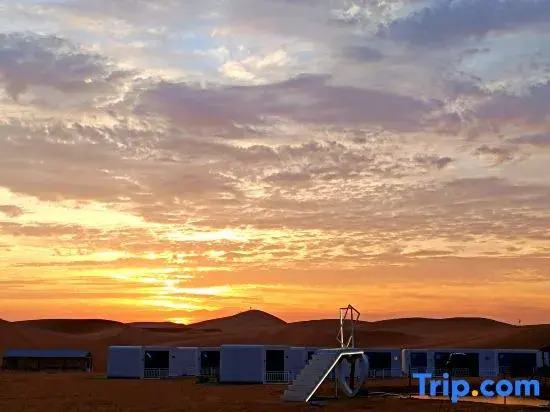 Tengger Desert Seeking Secret Camping Hotel