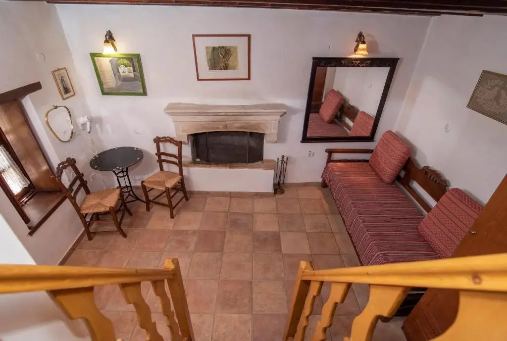 Goulas Traditional Guesthouse