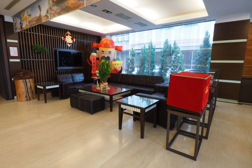 Young Soarlan Hotel - Tainan