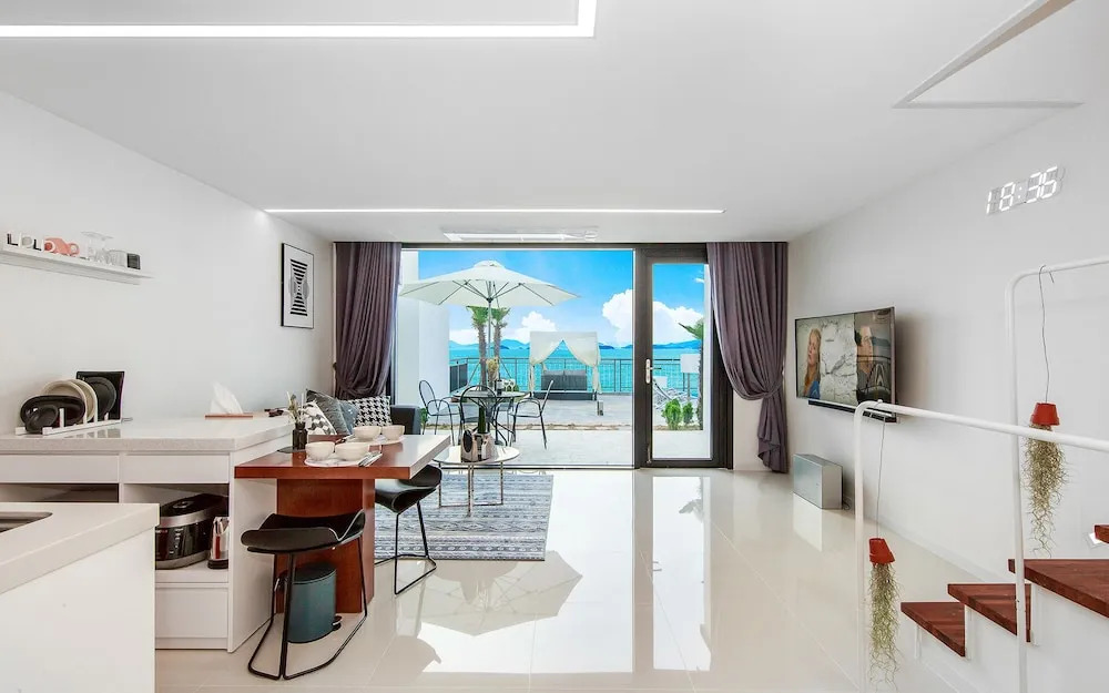 Le Ciel Pool Villa Pension