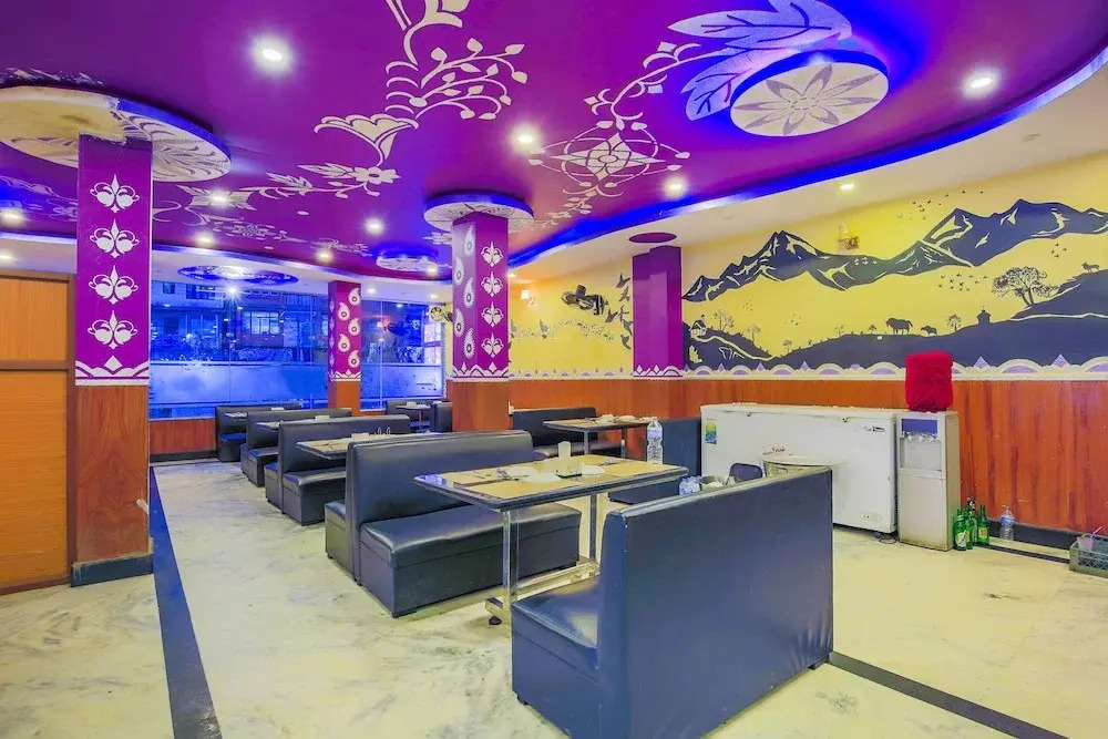 OYO 406 Hotel Diamond