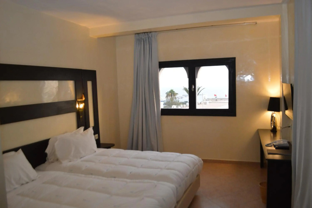 Anezi Tower Hotel