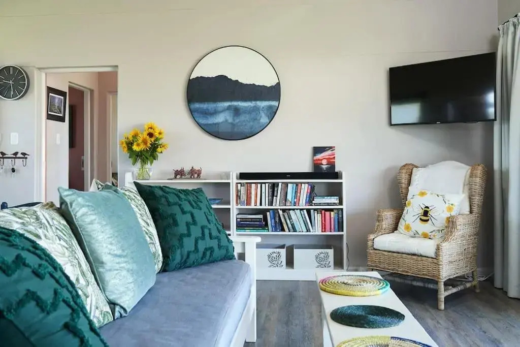 HERON COTTAGE - for your seaside holiday.