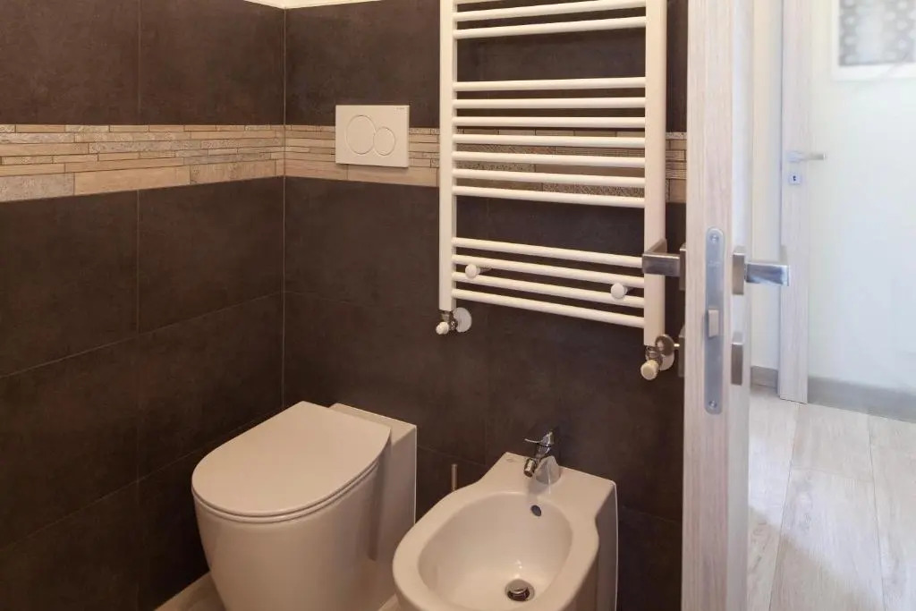 Villa Mimosa Diano Marina: exclusive use villa, garden, barbecue, 3 bedrooms and 3 bathrooms