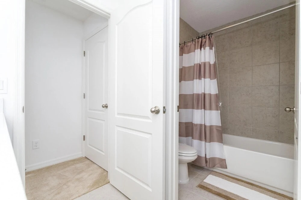 Charming 4Bd Close to Disney Enclave at Festival 696