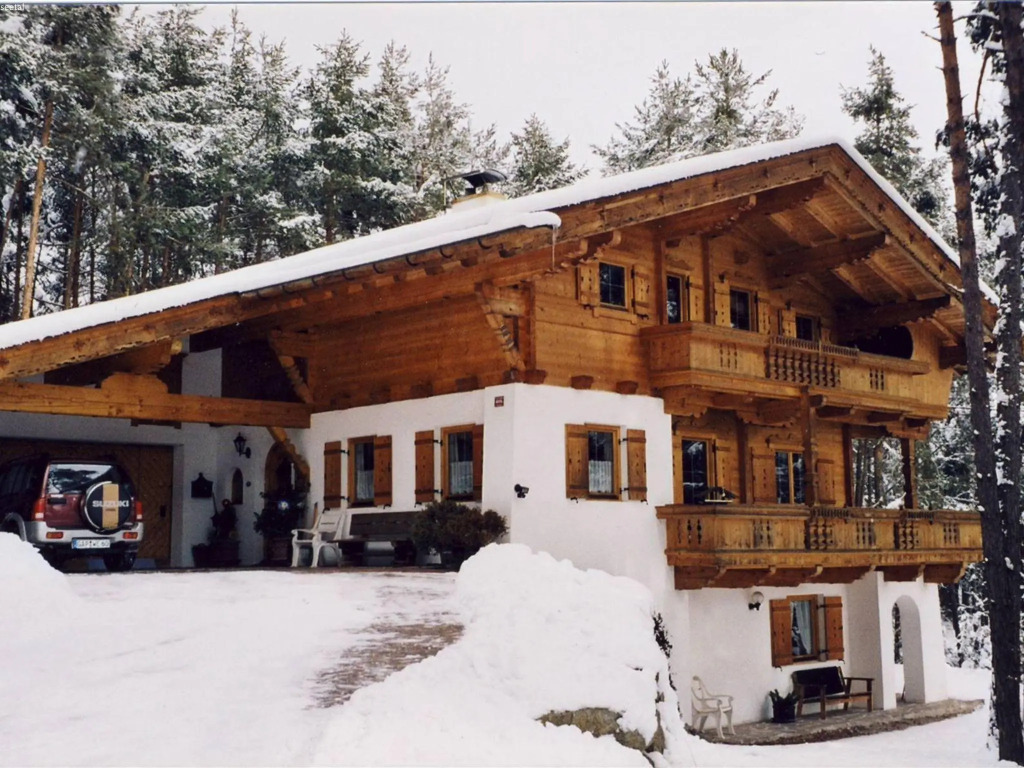 Cozy Apartment in Obsteig near Ski Area