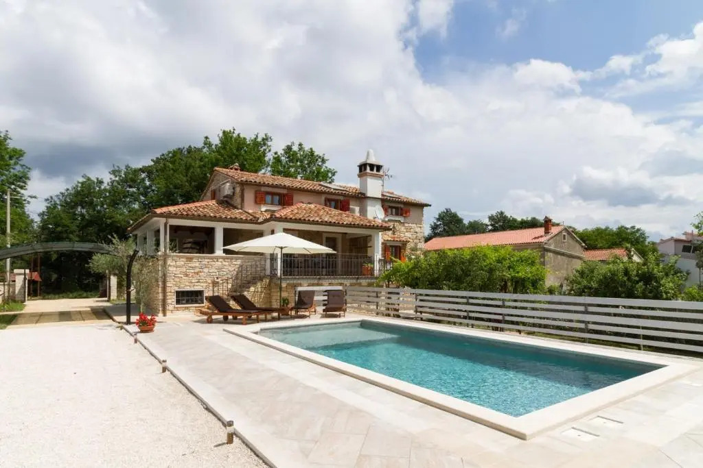 Holiday house Matija with a pool