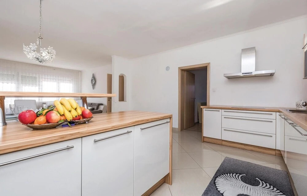 Amazing Home in Rijeka With Wifi and 2 Bedrooms