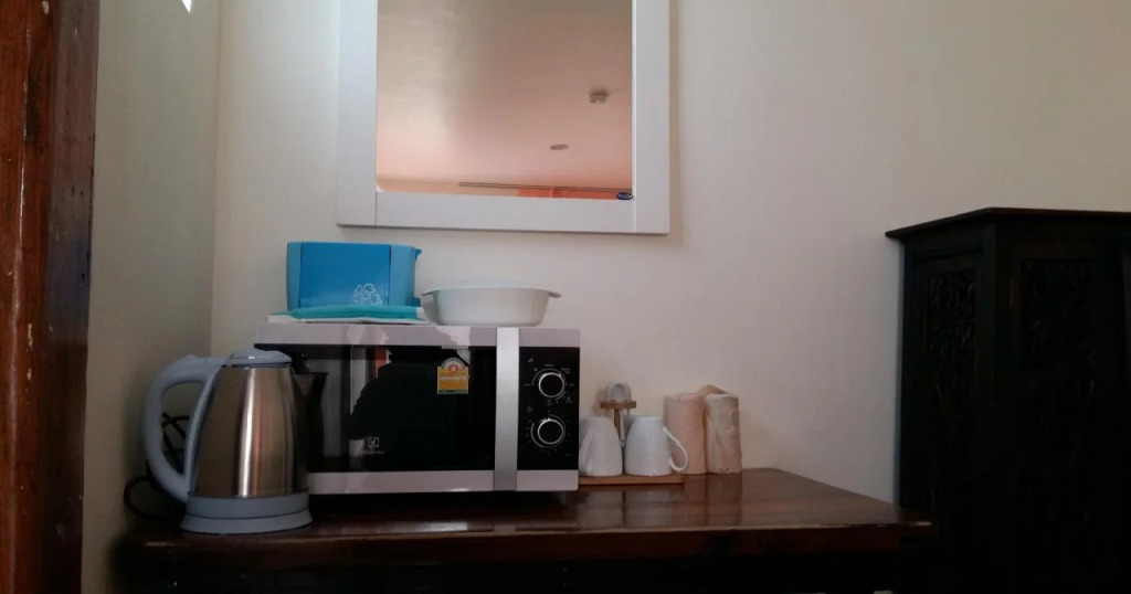 Jutharat Home