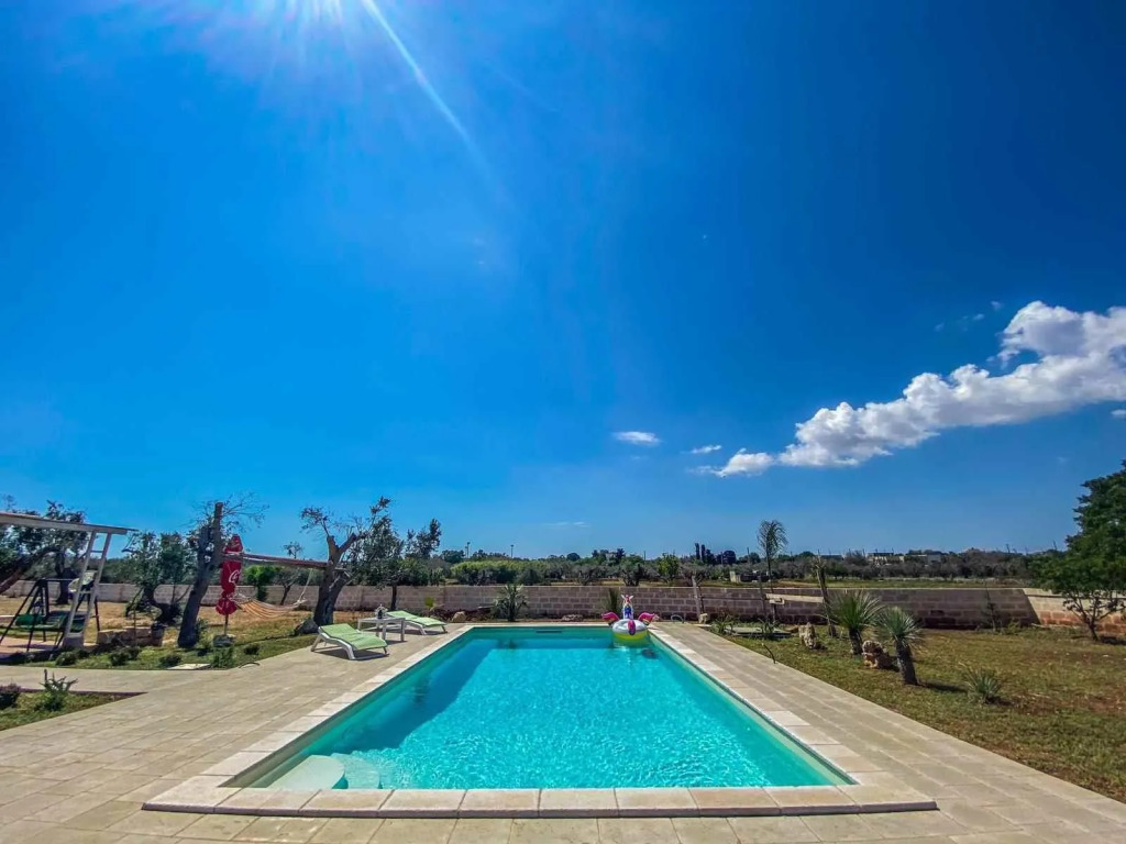 Lamia Essenza Piscina Esclusiva