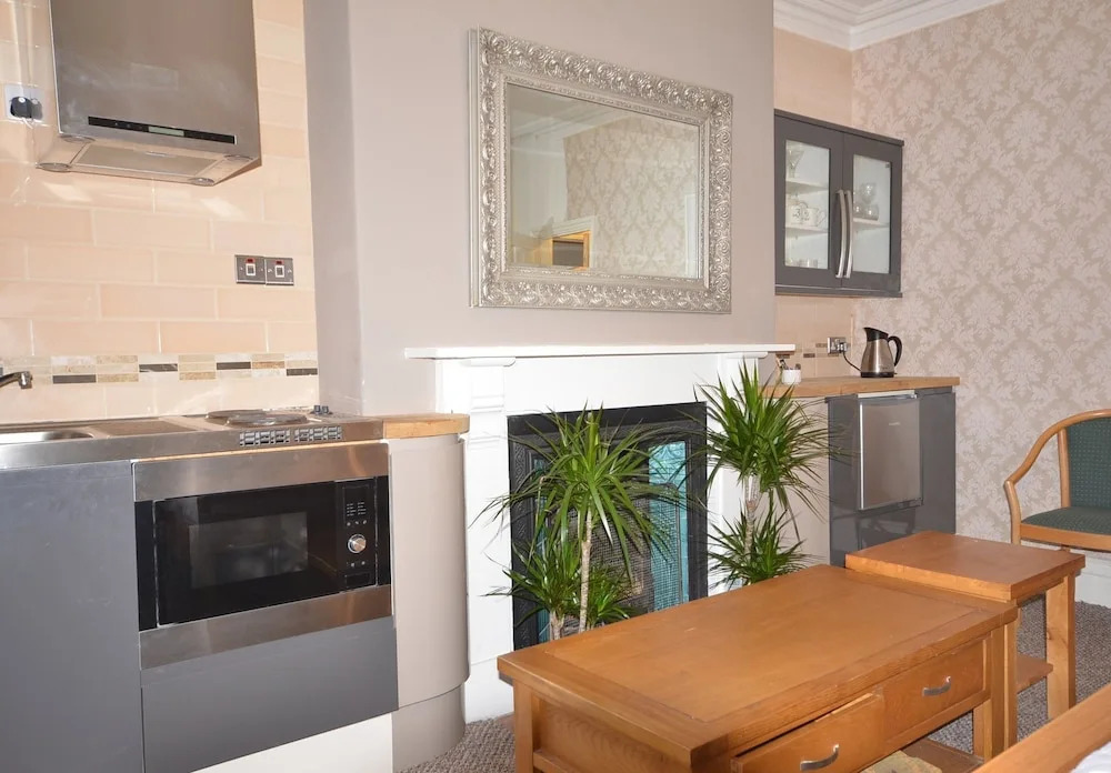 Porthkerry Apartment 1