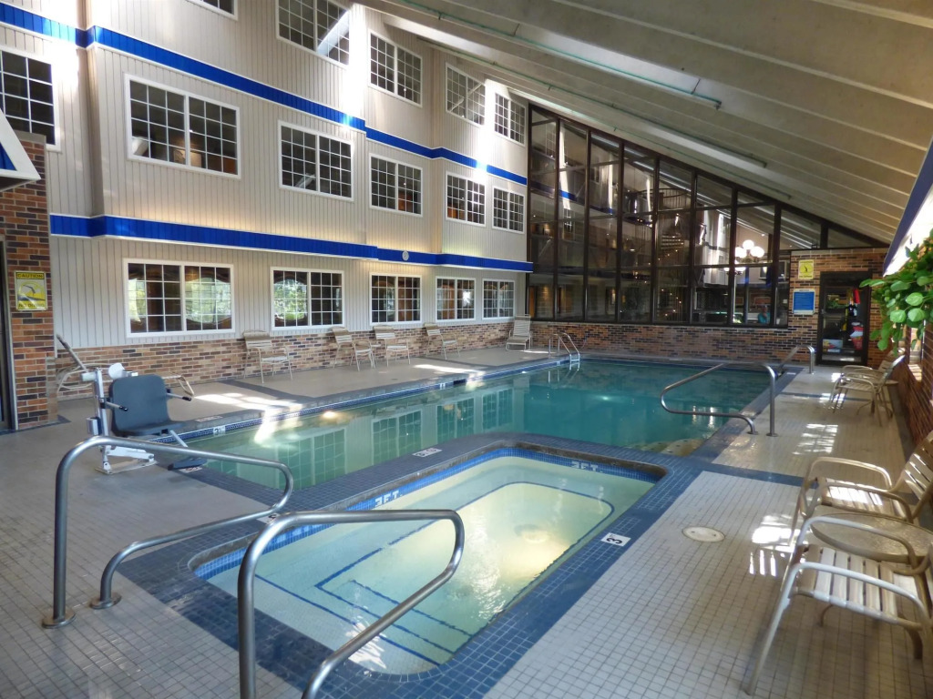 Best Western Plus Longbranch Hotel & Convention Center