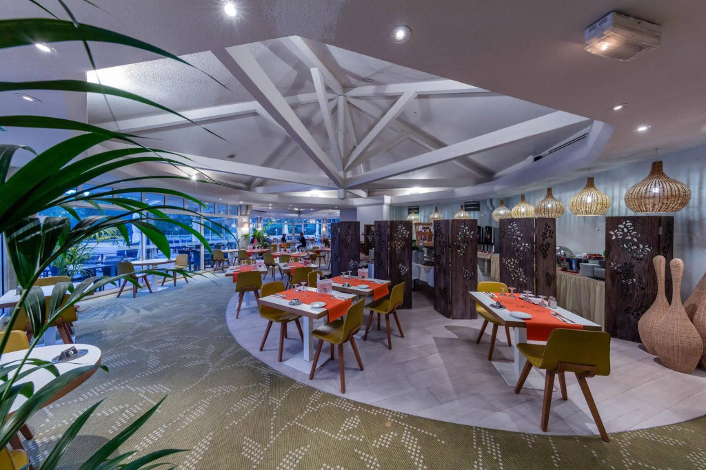 Garrigae Domaine de lEsterel - piscine & SPA Cinq Mondes