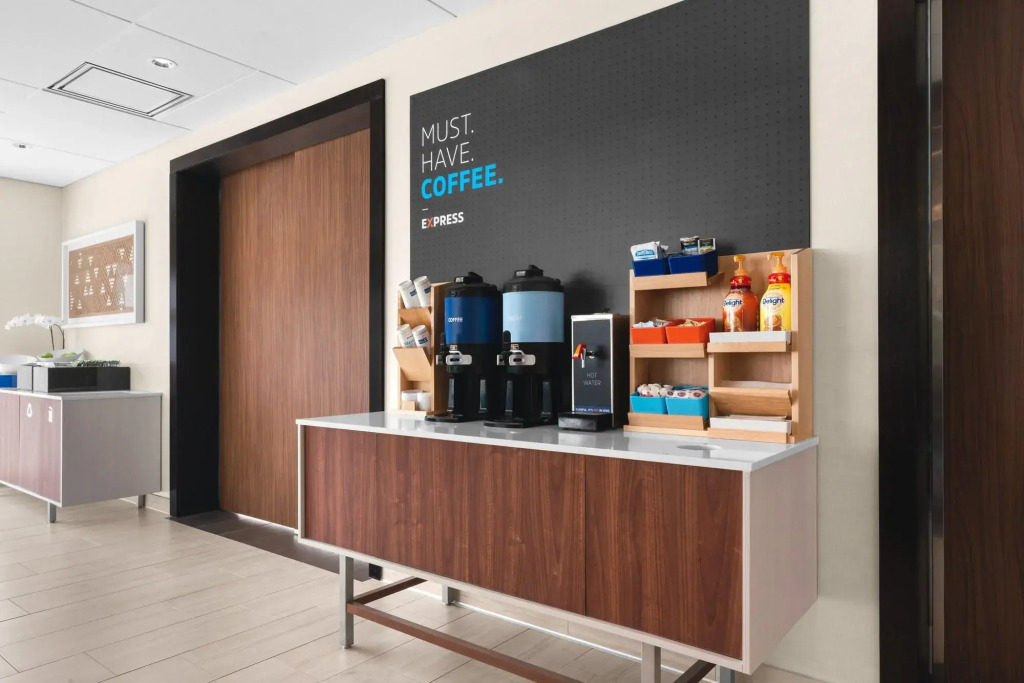 Holiday Inn Express & Suites Suisun City by IHG