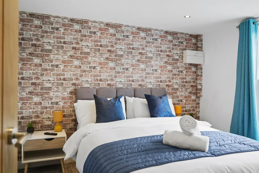 Stylish Boutique 1 Bed Apartment 4 Guests Wi-Fi Netflix Disney Plus Parking Close To Town & Gravesend Station