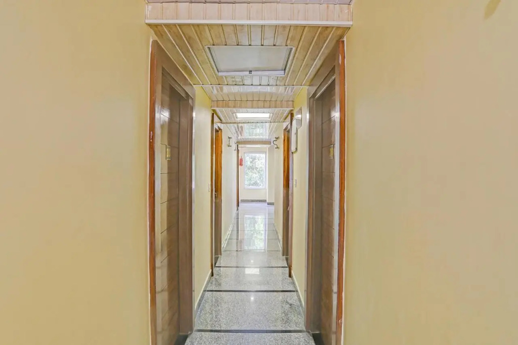 Fabhotel Wood View