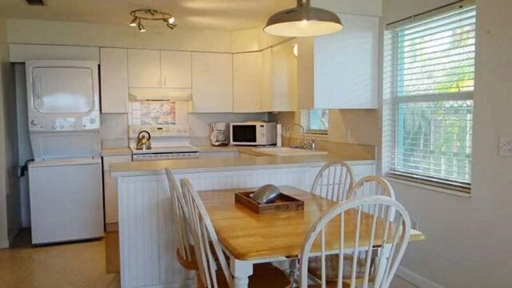 2812 S-fins To The Left 2 Bedroom Villa