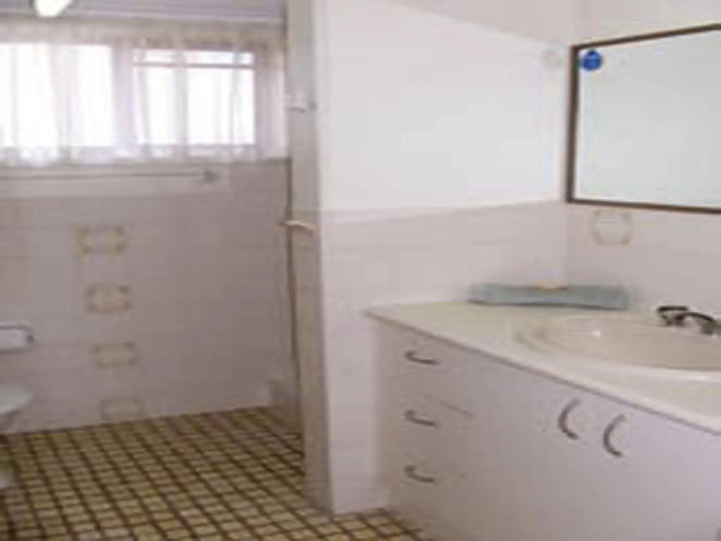 Kirra Vista Apartments Unit 18