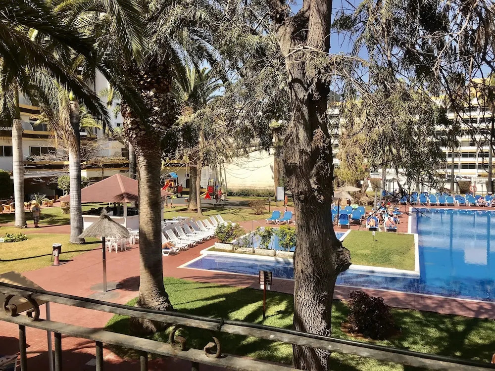 Apartment in 4 star Hotel 24h