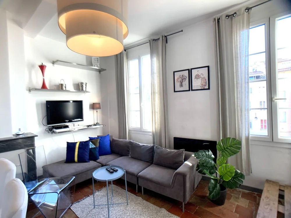 HomePlaceStay Saint Sauveur Parking Free