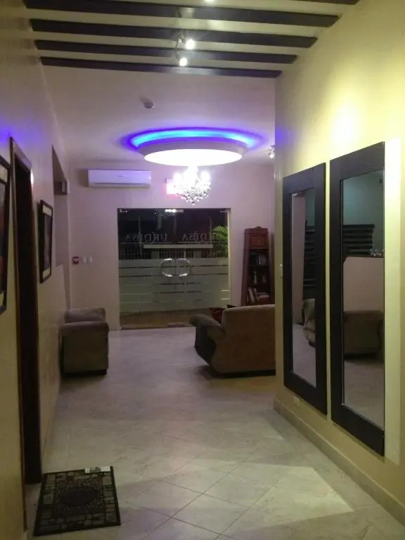 Urdesa Suites Hotel