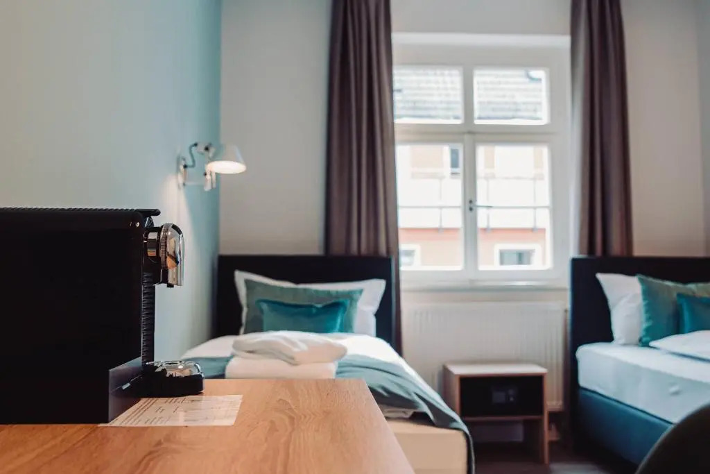homie hotel zur stadt mainz - Würzburger Innenstadt
