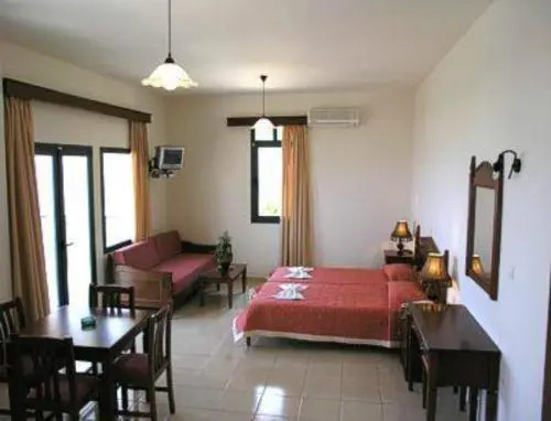 Roubini Apartments