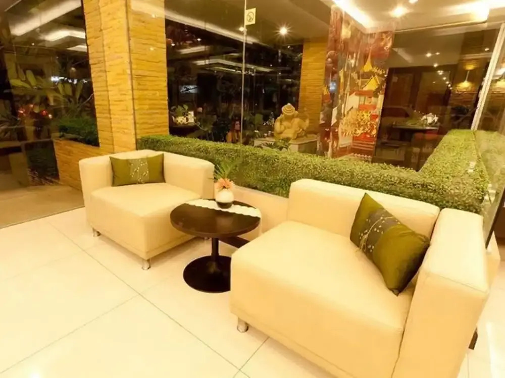 The Residence Airport & Spa