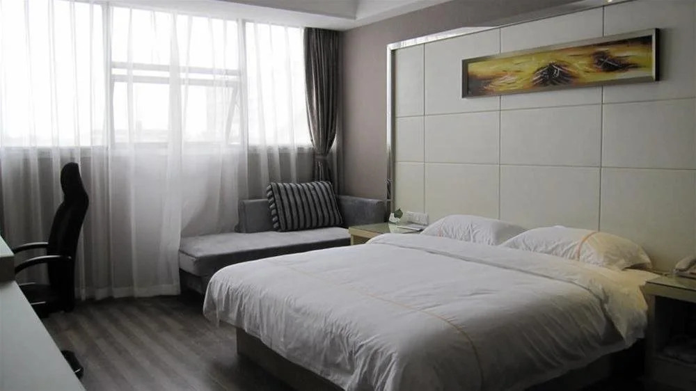 Sheng Jing Yi Jia Hotel