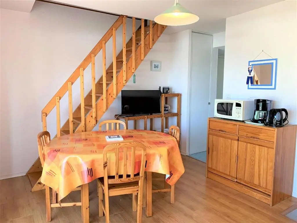 Appartement Quiberon, 2 pièces, 6 personnes - FR-1-478-53