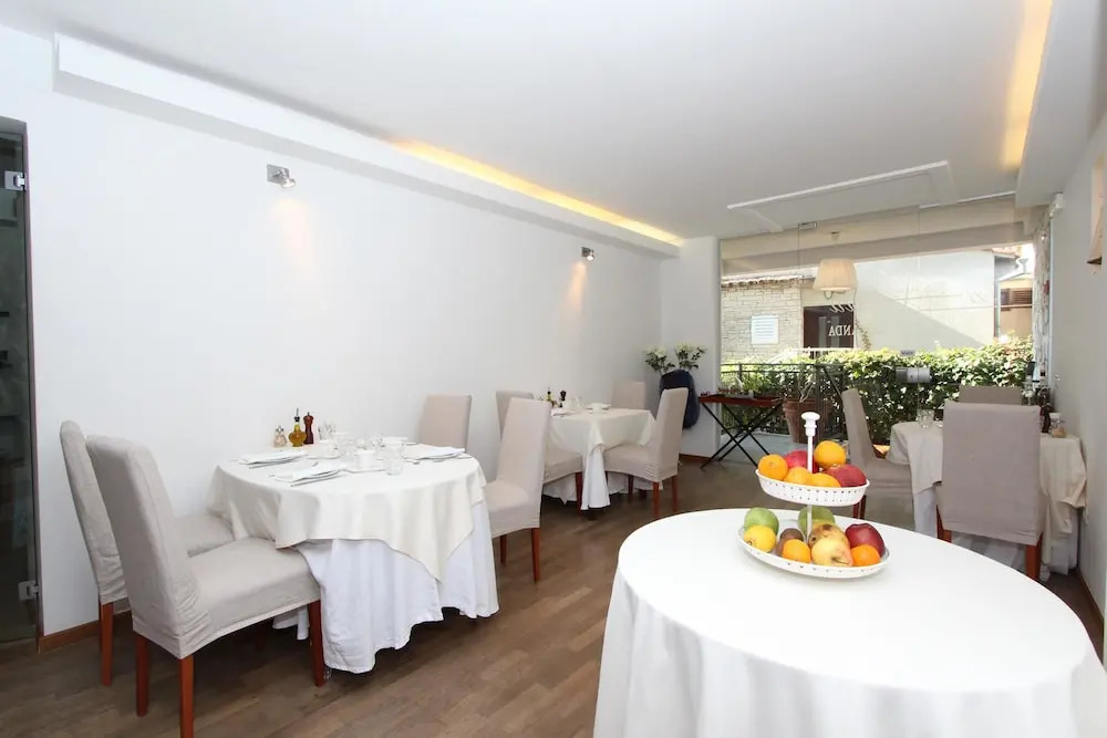 Bed & Breakfast Blu Locanda