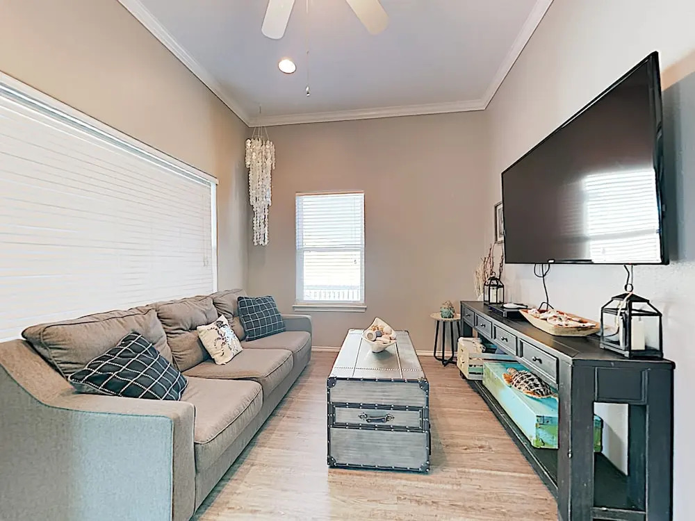 118 N Nautica House - 2 Br home by RedAwning