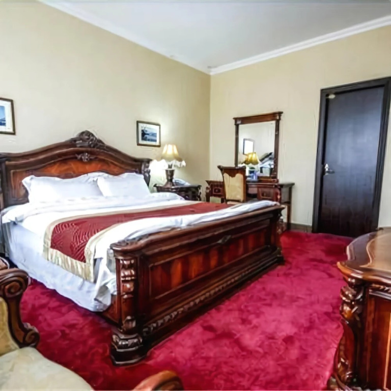 James Joyce Coffetel Hotel (Qinhuangdao Development Zone Yanshan University)