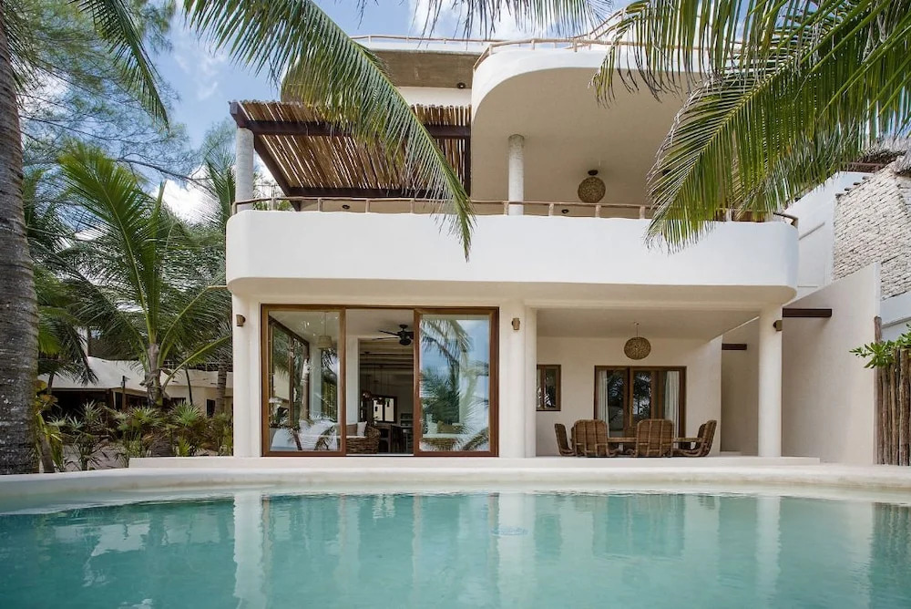 Zorba Estate