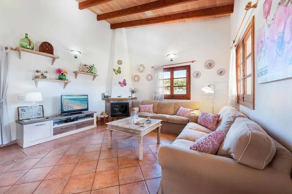 Villa Shortet den Joan in Alcudia by JS Villas