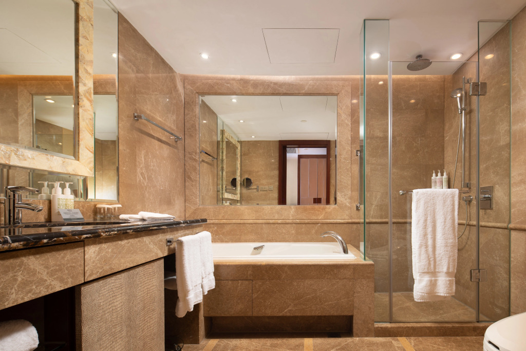 New World Dalian Hotel
