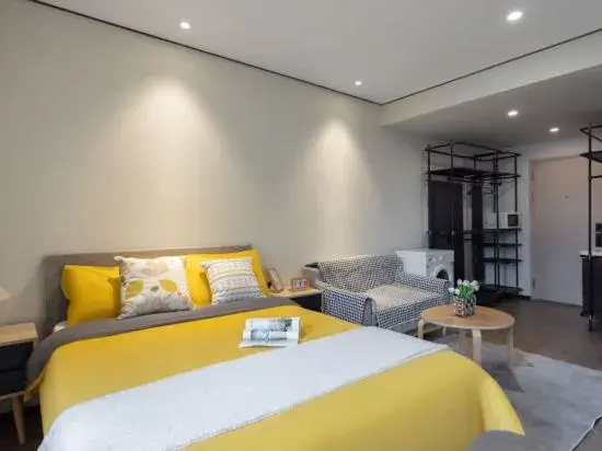 CJIA Apartment Hotel (Shanghai Daning Zhongshan North Road Metro Station)