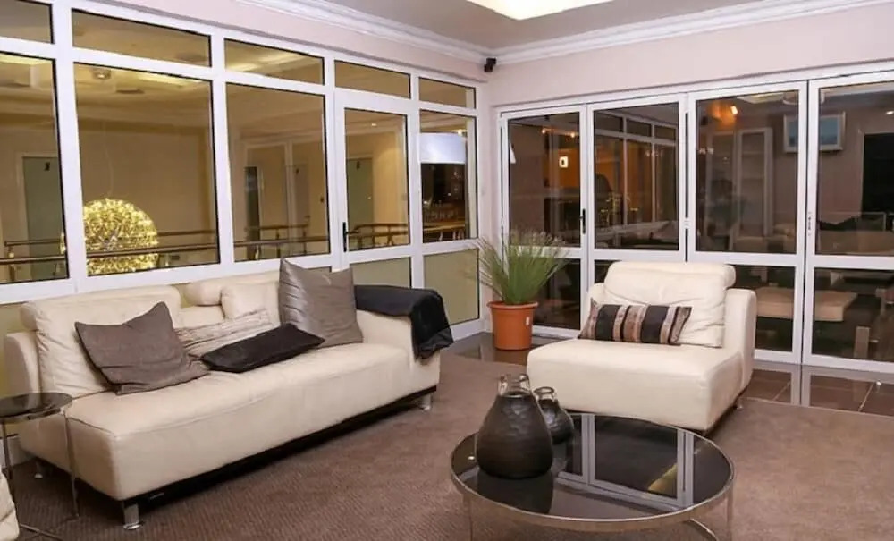 Cycad Palm Hotel