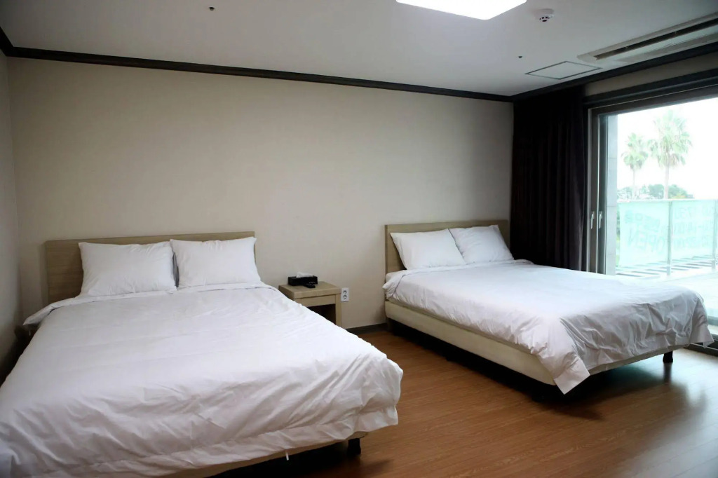 The Blue Jeju Pool villa Resort