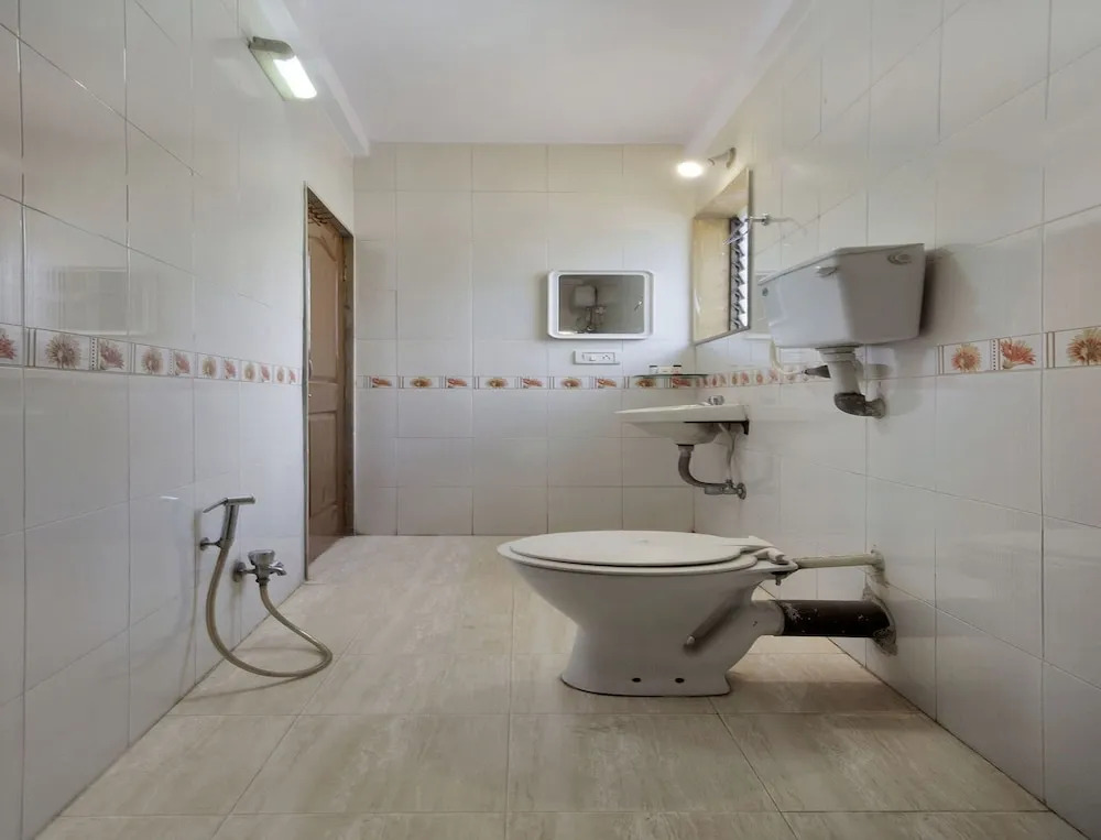 OYO 11423 Hotel Royal Darbar