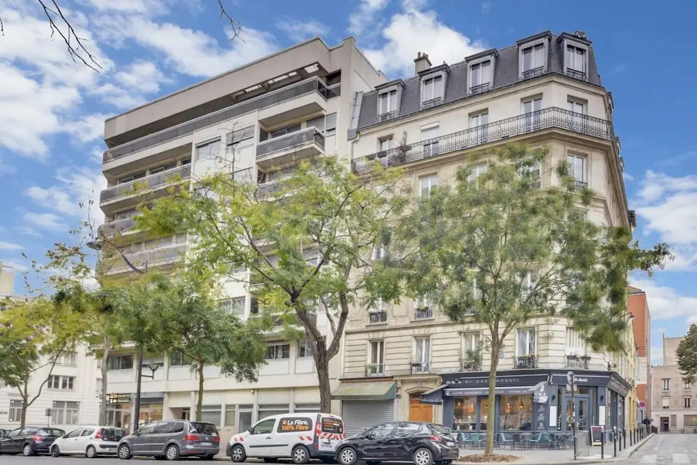 Modern 1bedroom Flat With Terrace in Trendy Paris XI