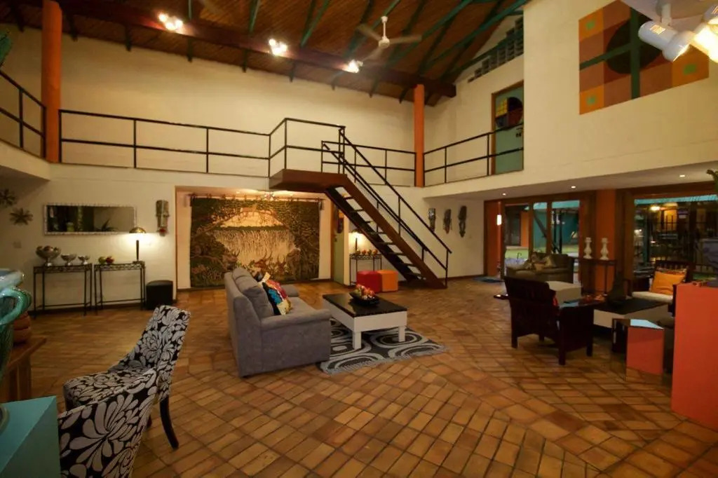 Flatdog Lodge