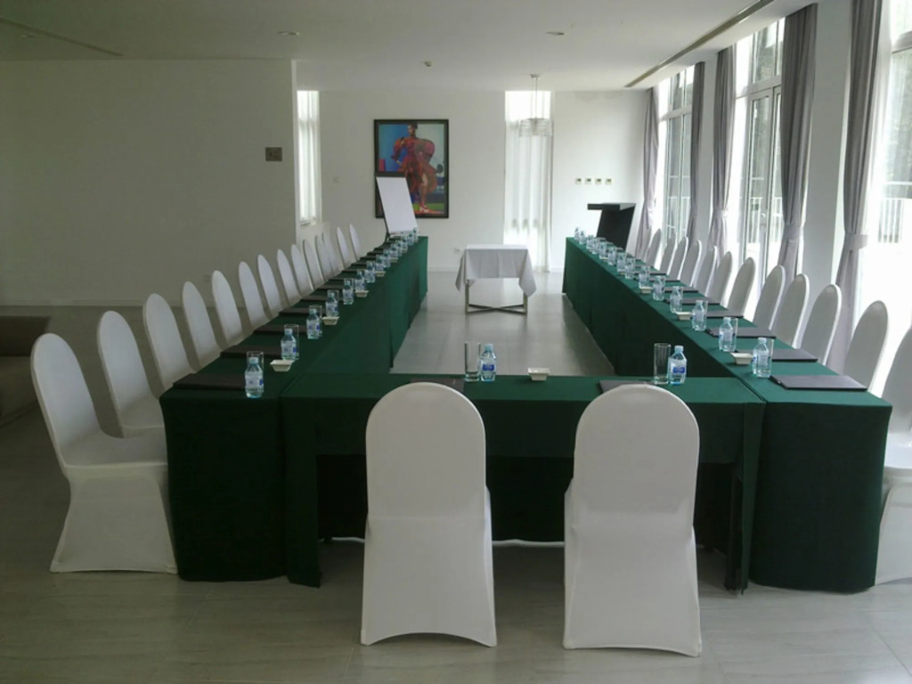 Commune by the Great Wall