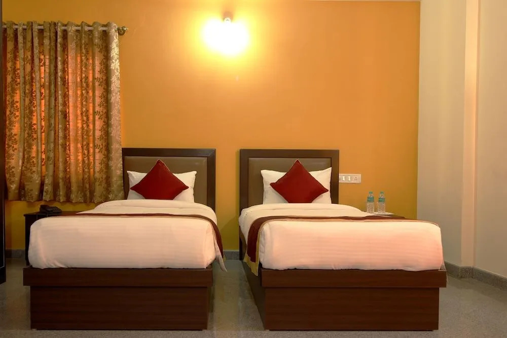 Oyo 6633 The Banjaara Suites