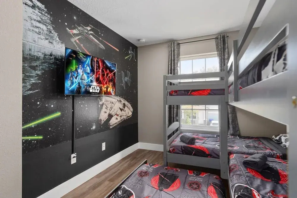 Super Cool- Sleeps 17 Newly Built Near Parks