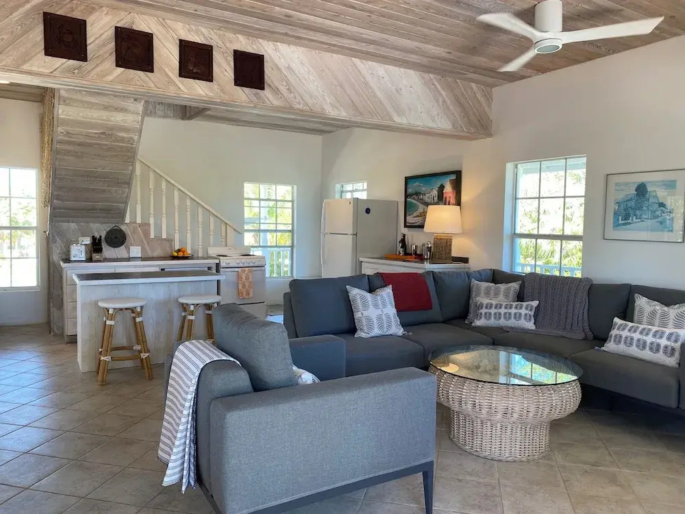 Seaside Serenity: Private Retreat With Ocean Views