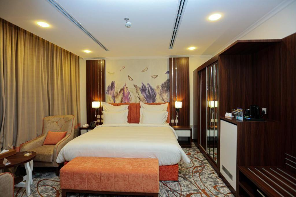 TULIP PLAZA - By Le Park Concord
