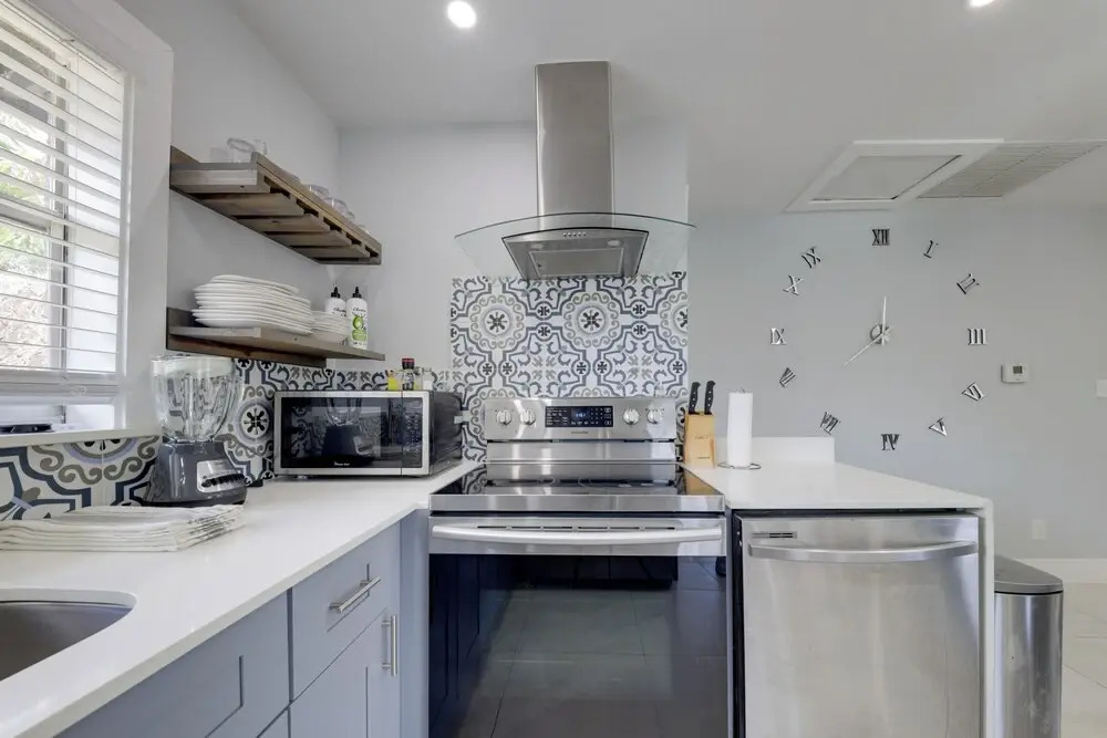 3 Mi to Beach: Home w/ Outdoor Space in Hollywood