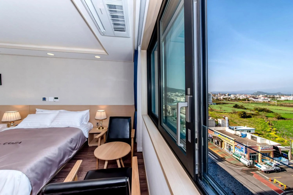 Seawater Spa Hotel Coza